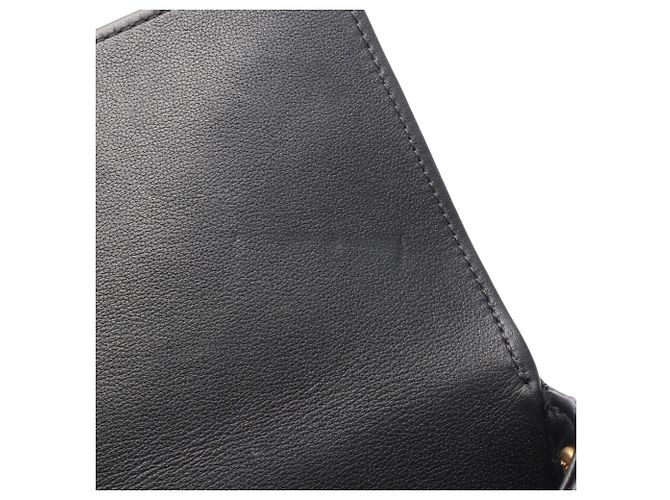Borsa a tracolla Chanel Matelassé Faux Pearl Nero - vista 8
