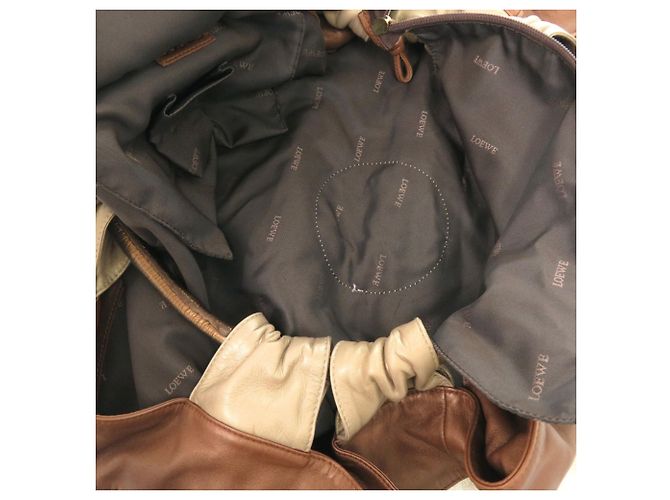 Borsa Loewe Nappa Aire Leather Brown and Gold Marrone D'oro - vista 5
