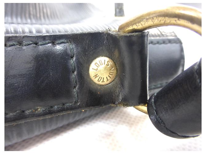 Borsa Louis Vuitton Noé GM Pelle Epi Nero - vista 15