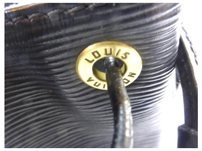 Borsa Louis Vuitton Noé GM Pelle Epi Nero - vista 3