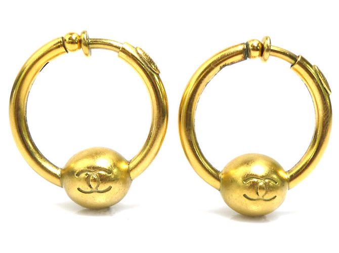 Orecchini a clip in metallo dorato Chanel D'oro - vista 3