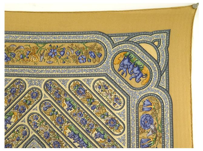 Hermès FULAR HERMES QALAMDAN CATH. BASCHET QUADRATO 90 IN CACHEMIRE E SETA Giallo - vista 3