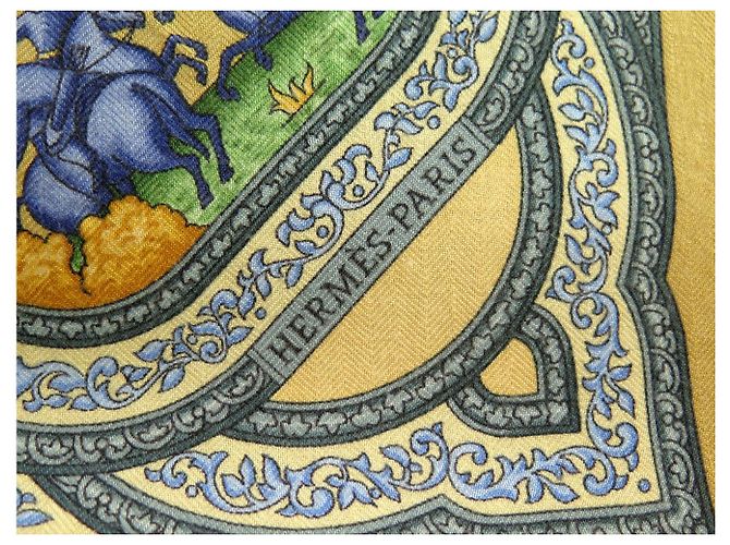 Hermès FULAR HERMES QALAMDAN CATH. BASCHET QUADRATO 90 IN CACHEMIRE E SETA Giallo - vista 7