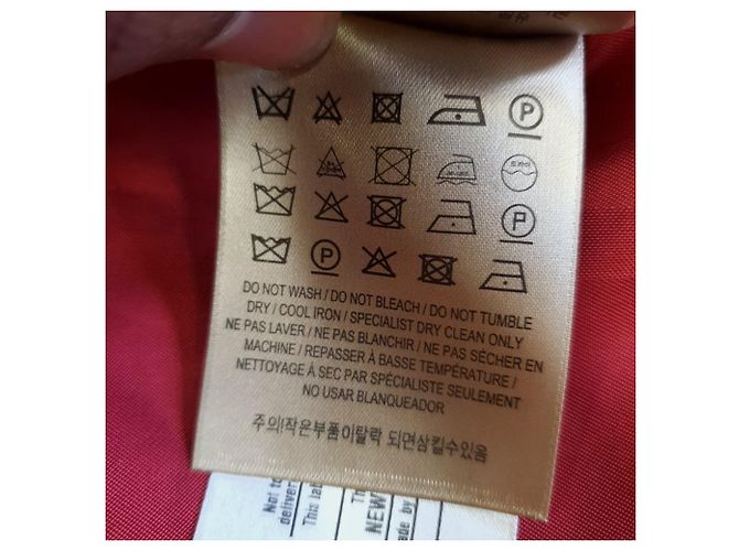 Burberry gesteppte Daunenweste mit Reißverschluss in Rot aus Polyamid - Ansicht 7