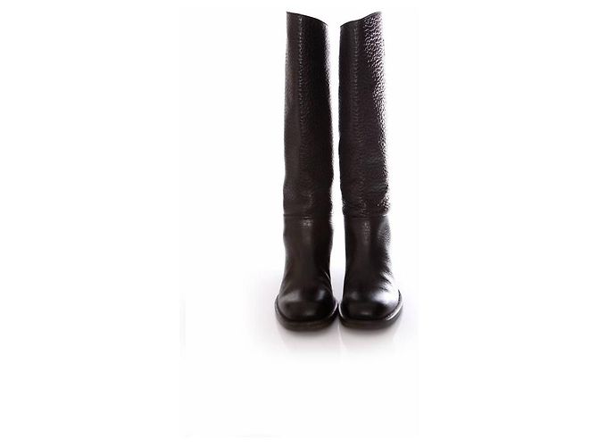 Prada, botas de cuero granulado negro. - vista 3