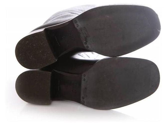 Prada, botas de cuero granulado negro. - vista 6