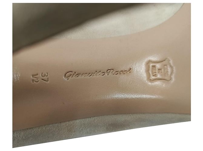 Stivaletti stringati in scamosciato beige Gianvito Rossi - vista 10