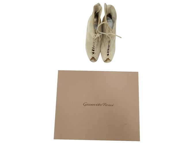 Stivaletti stringati in scamosciato beige Gianvito Rossi - vista 14