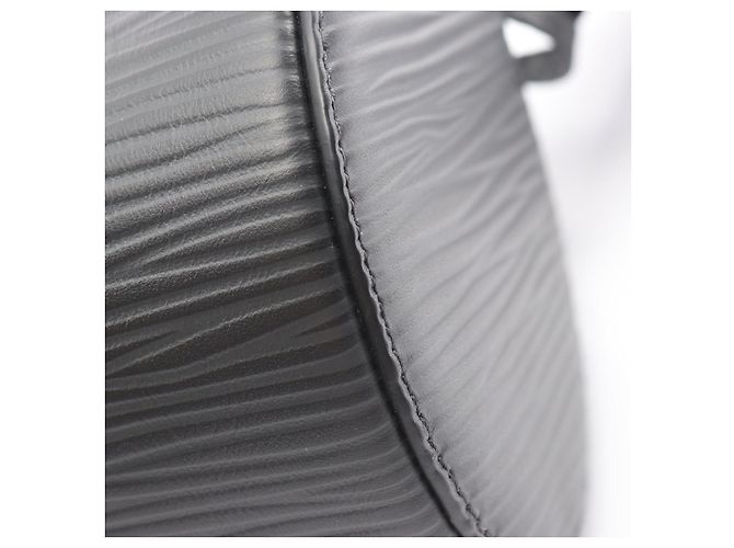 Borsa 2WAY Soft Polochon PM XL in pelle Epi Louis Vuitton Nero - vista 5