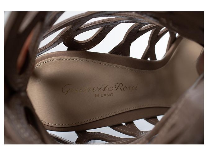 Gianvito Rossi, tacchi caged Marrone Carne - vista 8