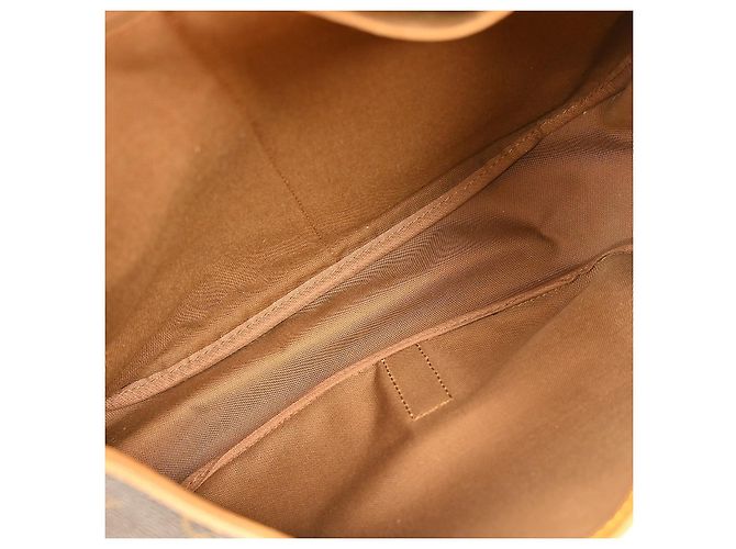 Borsa Louis Vuitton Saumur Monogram Canvas 35 Marrone - vista 3