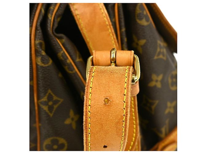 Borsa Louis Vuitton Saumur Monogram Canvas 35 Marrone - vista 6