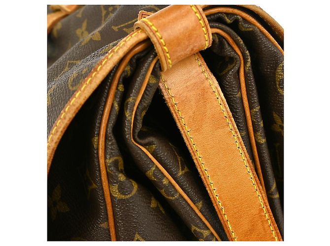 Borsa Louis Vuitton Saumur Monogram Canvas 35 Marrone - vista 7