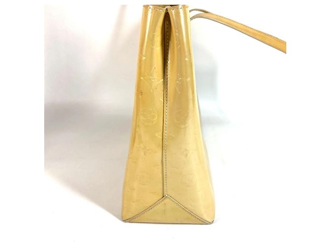 Borsa Louis Vuitton Monogram Vernis Wilshire MM Beige Corallo - vista 4