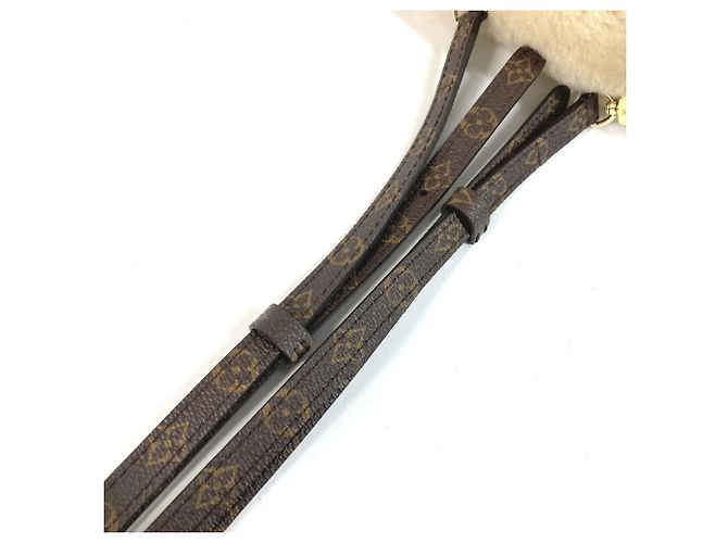 Mochila Louis Vuitton LV Ski Nano Teddy Beige - vista 14