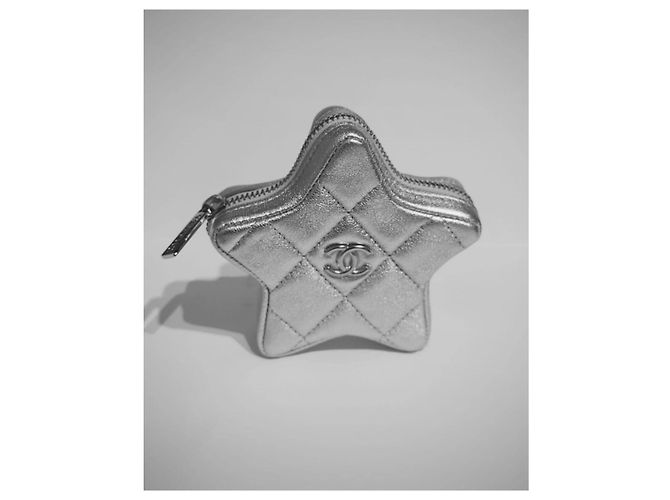 Chanel Monedero Estrella de Piel Plateada Plata - vista 2