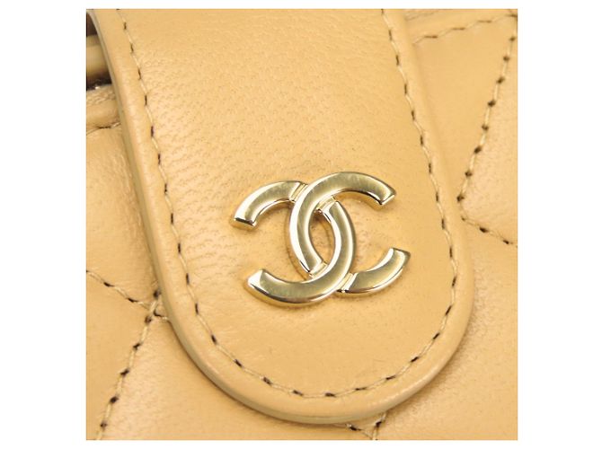 Cartera Compacta Chanel Matelassé Beige - vista 8