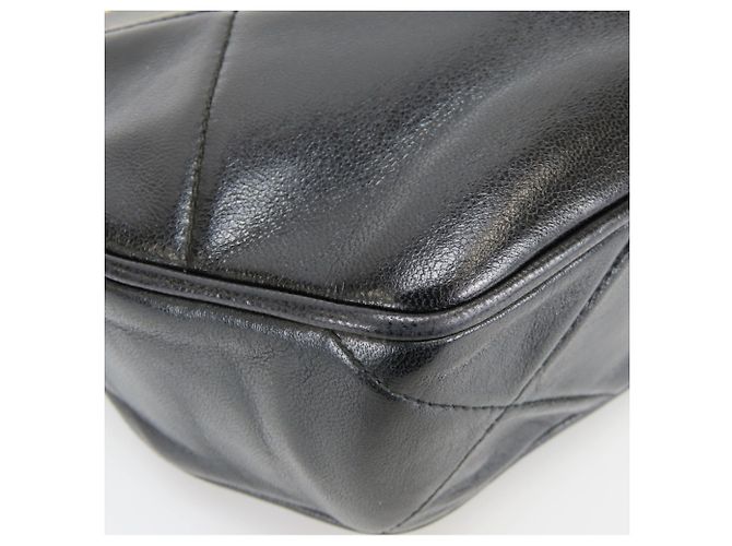 Borsa a tracolla Chanel in agnello nero - vista 6