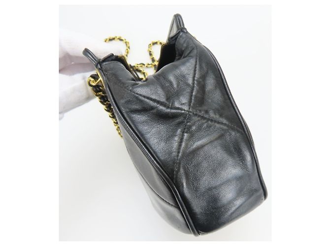 Borsa a tracolla Chanel in agnello nero - vista 9