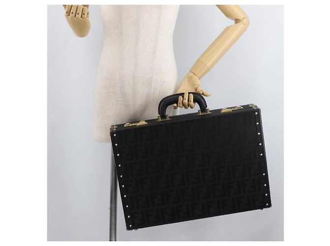FENDI Zucca Canvas Trunk Black Auth 179960A Nero - vista 22