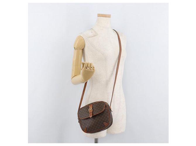 Céline Borsa a tracolla CELINE Macadam Canvas PVC Pelle Marrone Oro Auth bs35244 D'oro - vista 23