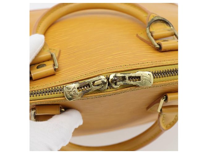 Borsa LOUIS VUITTON Epi Alma Gialla M52149 LV Auth 181229 Giallo - vista 10