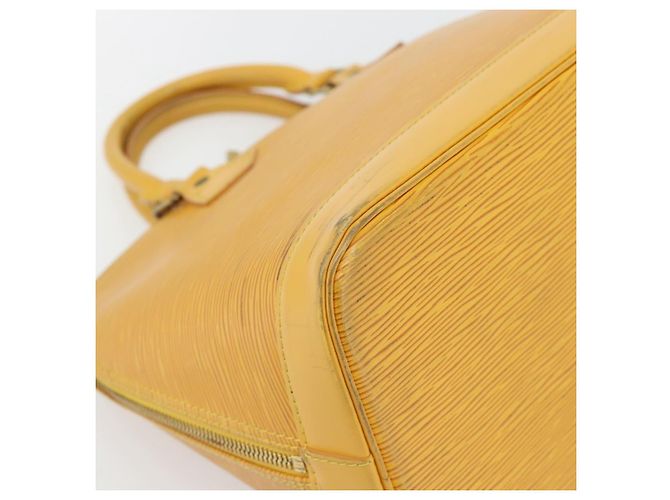 Borsa LOUIS VUITTON Epi Alma Gialla M52149 LV Auth 181229 Giallo - vista 16