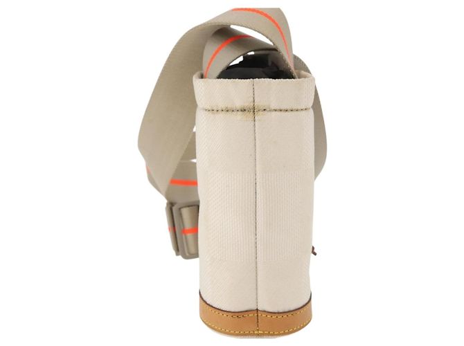 LOUIS VUITTON Damier Geant LV Cup Plastic Bottle Holder Bag White LV Auth 180763 Bianco - vista 2