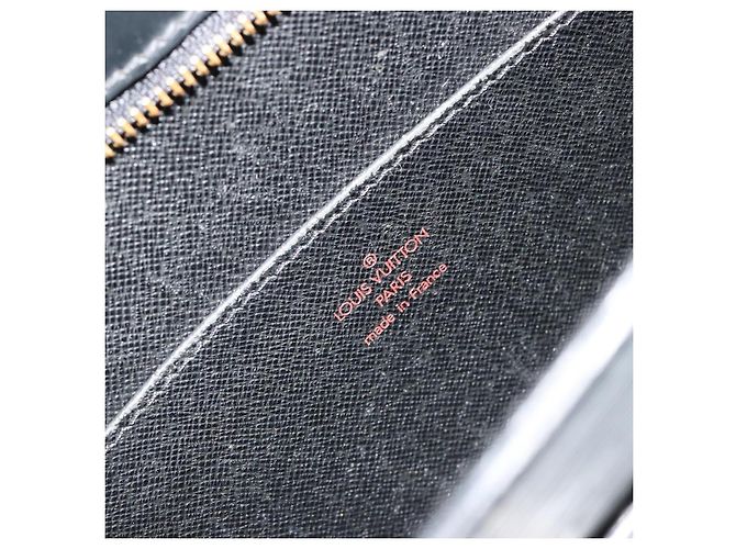 LOUIS VUITTON Epi Pochette Homme Clutch Nero M52522 LV Auth ka4369 - vista 9