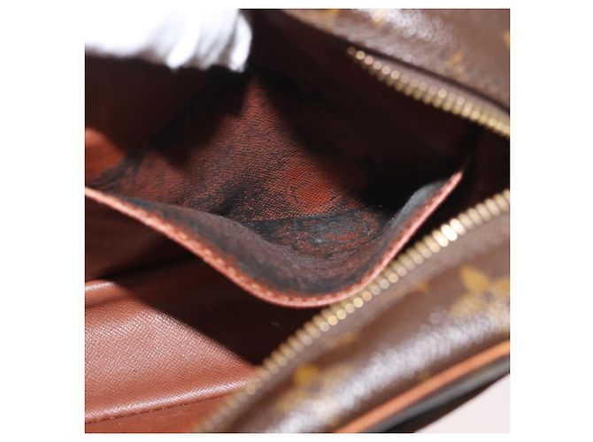 LOUIS VUITTON Monogram Compiegne 28 Clutch M51845 LV Auth 181382 Monogramma - vista 10