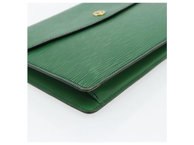 LOUIS VUITTON Epi Montaigne 27 Clutch Verde M52654 LV Auth BA12957 - vista 14