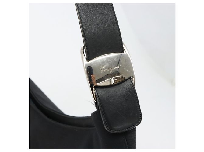 Borsa a tracolla Salvatore Ferragamo Vala Canvas Nero Argento Auth bs35141 - vista 14