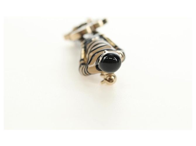 Spilla Mademoiselle Doll CHANEL in metallo Gold CC Auth 181111V D'oro - vista 10