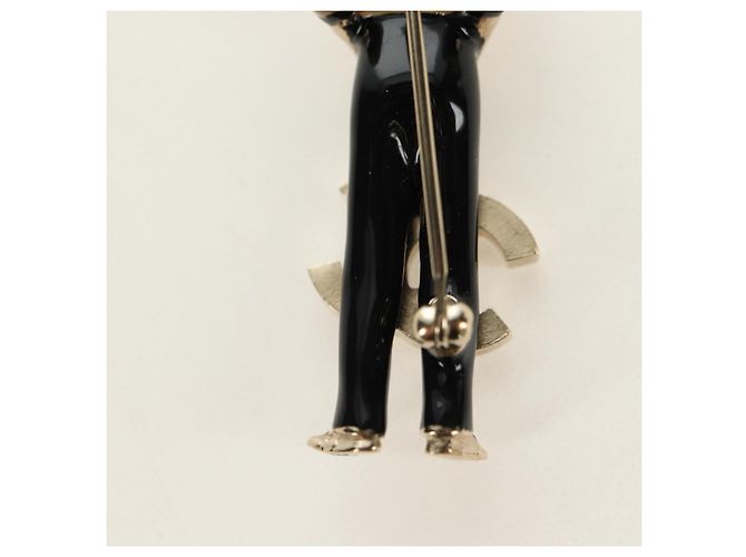 Spilla Mademoiselle Doll CHANEL in metallo Gold CC Auth 181111V D'oro - vista 6