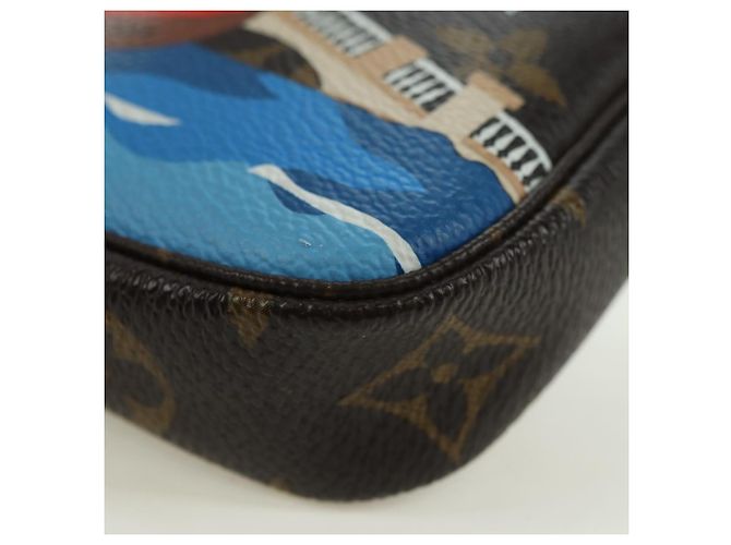 LOUIS VUITTON Vivienne Mini Pochette Accessoires Pochette M68489 LV Auth 176745SAM Monogramma - vista 16