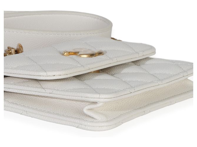 Monedero Twist Your Buttons en Caviar acolchado blanco Chanel con cadena - vista 7
