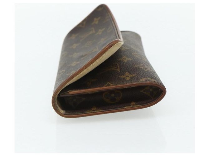 Louis Vuitton Twin Monogram Canvas GM Marrone - vista 3