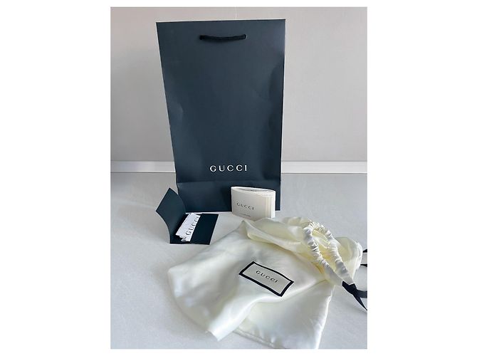 Gucci Ophidia Mini Borsa Rotonda in Velluto Rosso e Pelle Verniciata Nera Nero - vista 8