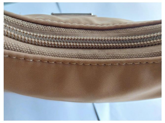 Prada Re-Edition Borsa in nylon beige - vista 11