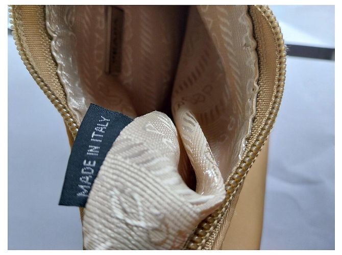 Prada Re-Edition Borsa in nylon beige - vista 5