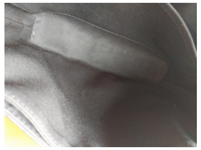 Louis Vuitton Monogram Eclipse Umhängetasche Schwarz - Ansicht 7