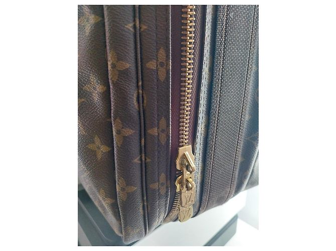 Louis Vuitton Monogram Satellite 65 Marrone - vista 10