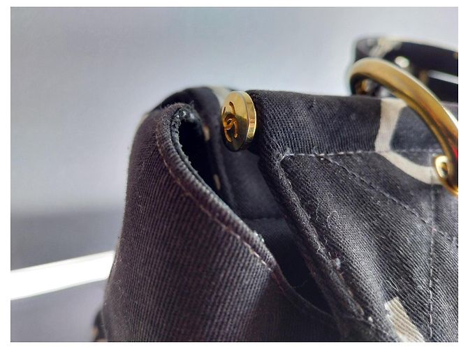 Chanel Logo Canvas Shopper Schwarz Weiß - Ansicht 17
