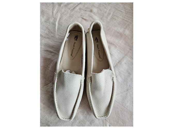 Autre Marque Hush Puppies Mocassini in pelle bianca Bianco - vista 2