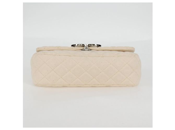Chanel Cruise Flap Quilted Canvas Medium Bianco - vista 5