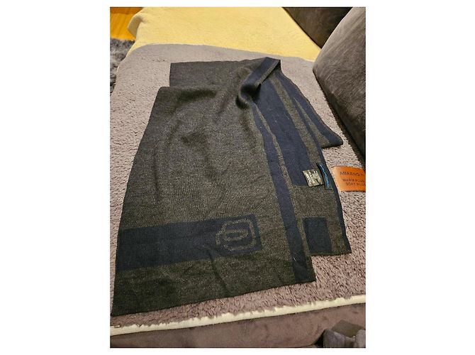 Autre Marque Sciarpa reversibile Piquadro in lana e acrilico Grigio antracite Blu navy - vista 13