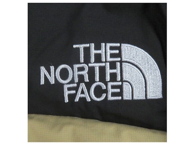 THE NORTH FACE Baltro Light Jacket Chaqueta de Plumón Beige - vista 6