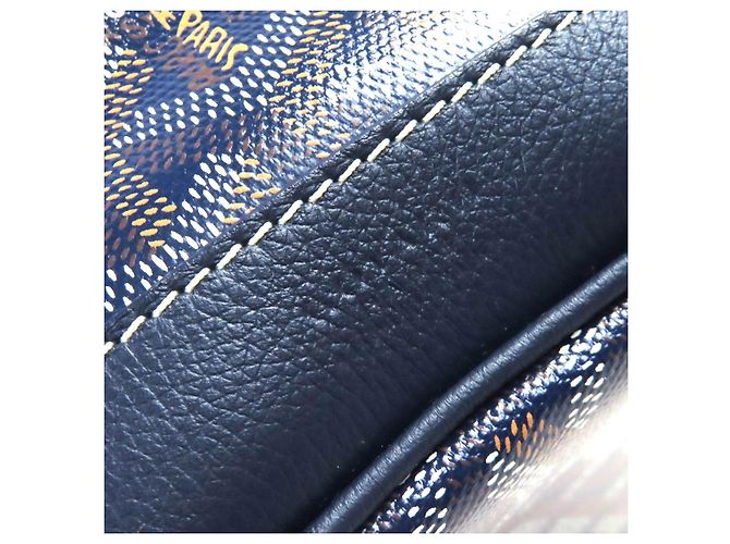 Borsa a secchiello Goyard Petit Flo in pelle di vitello Blu Blu navy - vista 11