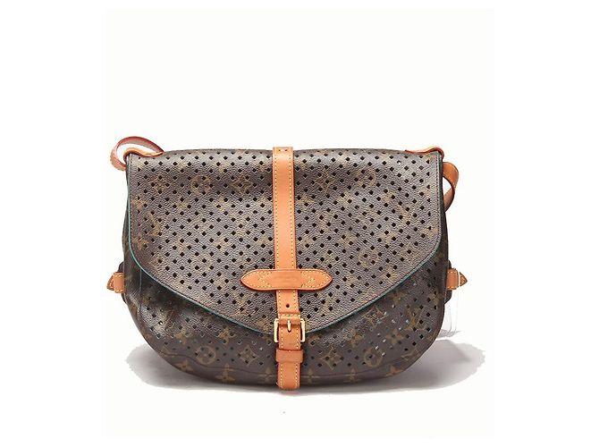 Borsa a tracolla Louis Vuitton Monogram Perforated Saumur 30 Canvas M93998 Marrone - vista 2