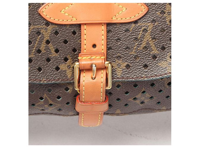 Borsa a tracolla Louis Vuitton Monogram Perforated Saumur 30 Canvas M93998 Marrone - vista 8